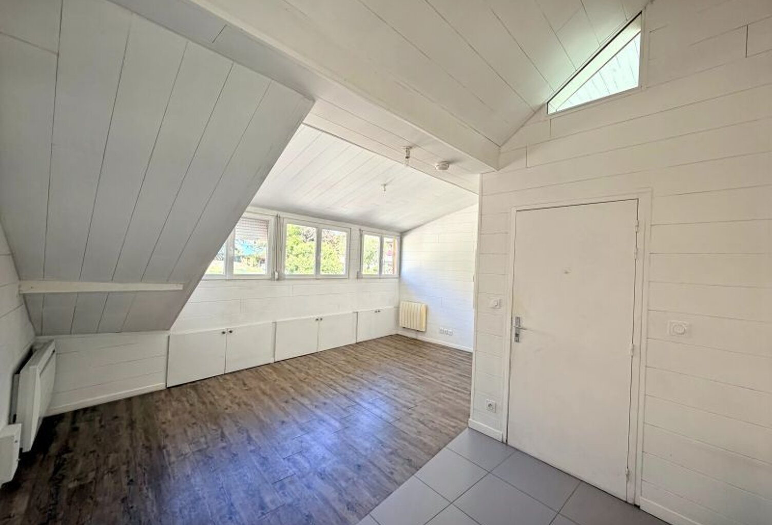 Charmant T2 traversant et lumineux de 39 m² — Dernier étage à Saint-Julien-en-Genevois — photo 1