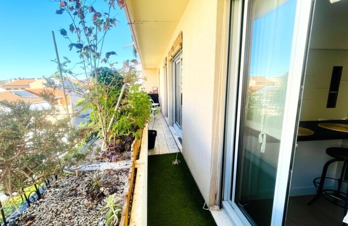 TOULOUSE, Rive gauche-casselardit-patte d'oie  – Appartement de type T3 lumineux, au calme, avec balcon et parking — photo 2