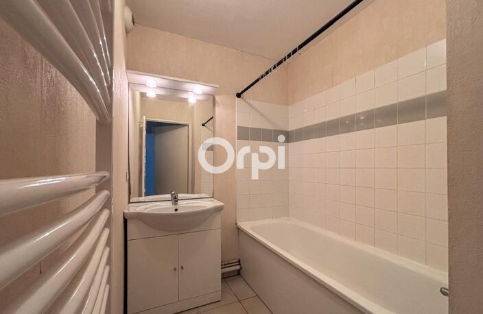 Sur la commune d'Hénin-Beaumont, Appartement de type 3, de 62 m² en RDC avec terrasse et parking privatif dans une résidence sécurisée — photo 3