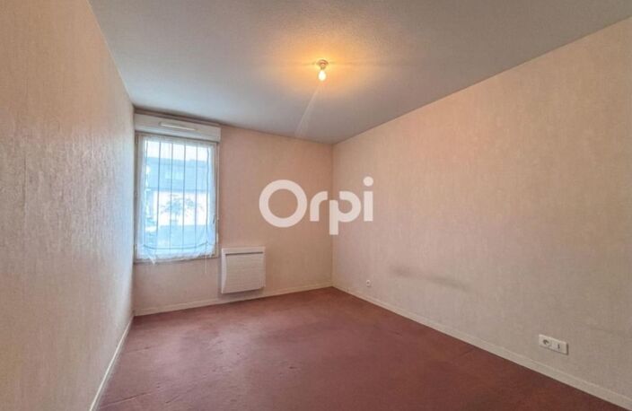 Sur la commune d'Hénin-Beaumont, Appartement de type 3, de 62 m² en RDC avec terrasse et parking privatif dans une résidence sécurisée — photo 5