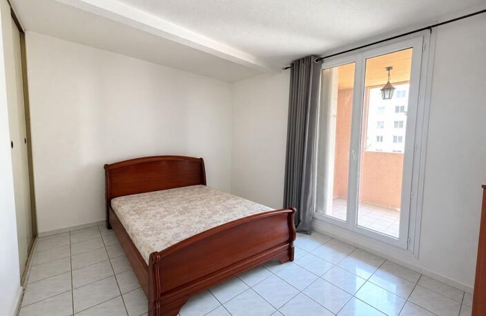 Appartement T3 de 69m2 avec balcon. Box. Marseille 13009 — photo 4