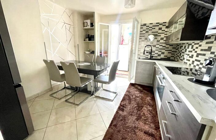 Appartement à vendre T4 de 71 m2 traversant secteur saint tronc 13010 — photo 3
