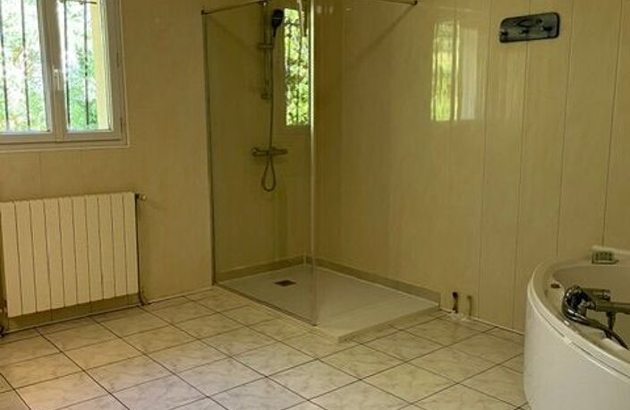 Maison de 189m2 à louer sur Saint-Armou — photo 5