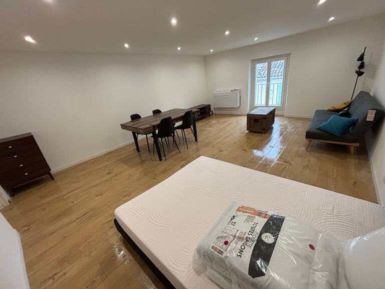 Studio de 46m2 à louer sur Le Puy-Sainte-Réparade — photo 1