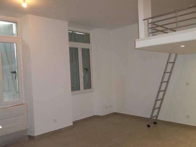 Studio de 30m2 à louer sur Marseille 08 — photo du bien