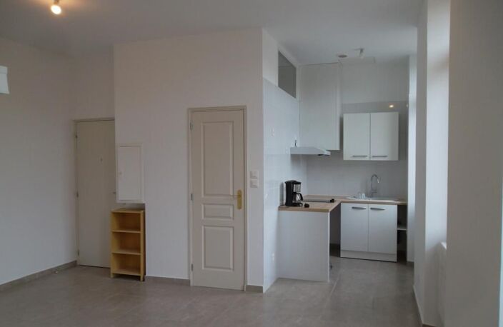 Studio de 30m2 à louer sur Marseille 08 — photo 2