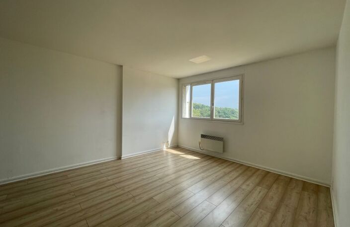 Appartement de 40m2 à louer sur Sathonay-Camp — photo 4