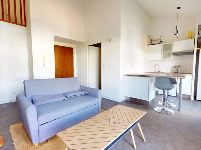 Appartement T2 duplex À Louer — photo du bien