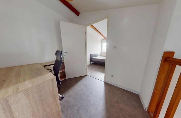 Appartement T2 duplex À Louer — photo 5
