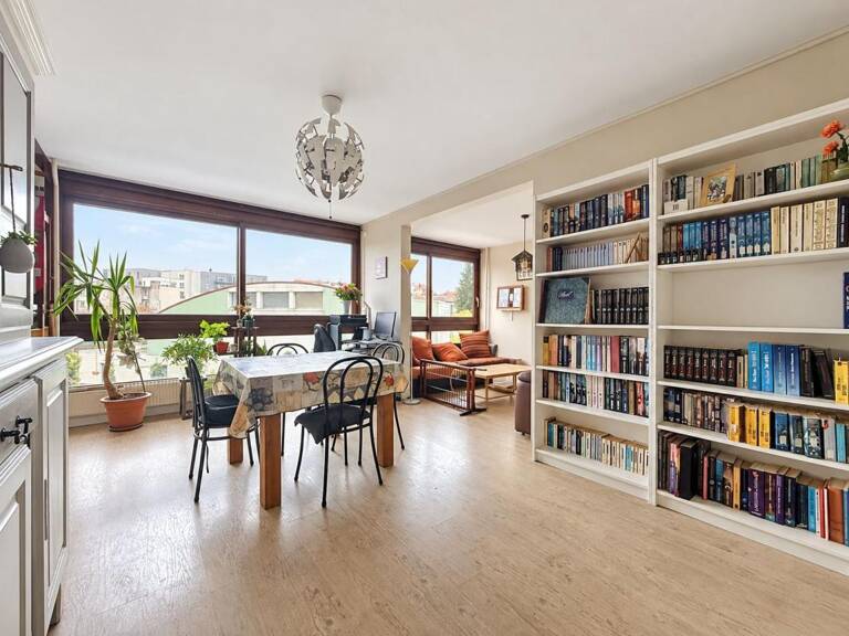 CLERMONT-FERRAND, Appartement de 77 m² avec Balcon et parking couvert — photo 1