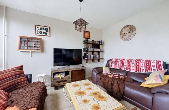 CLERMONT-FERRAND, Appartement de 77 m² avec Balcon et parking couvert — photo 2