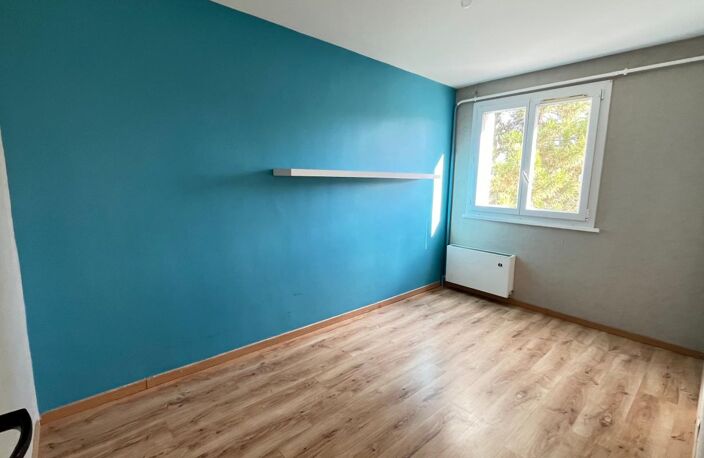 Appartement À Louer Reims — photo 4