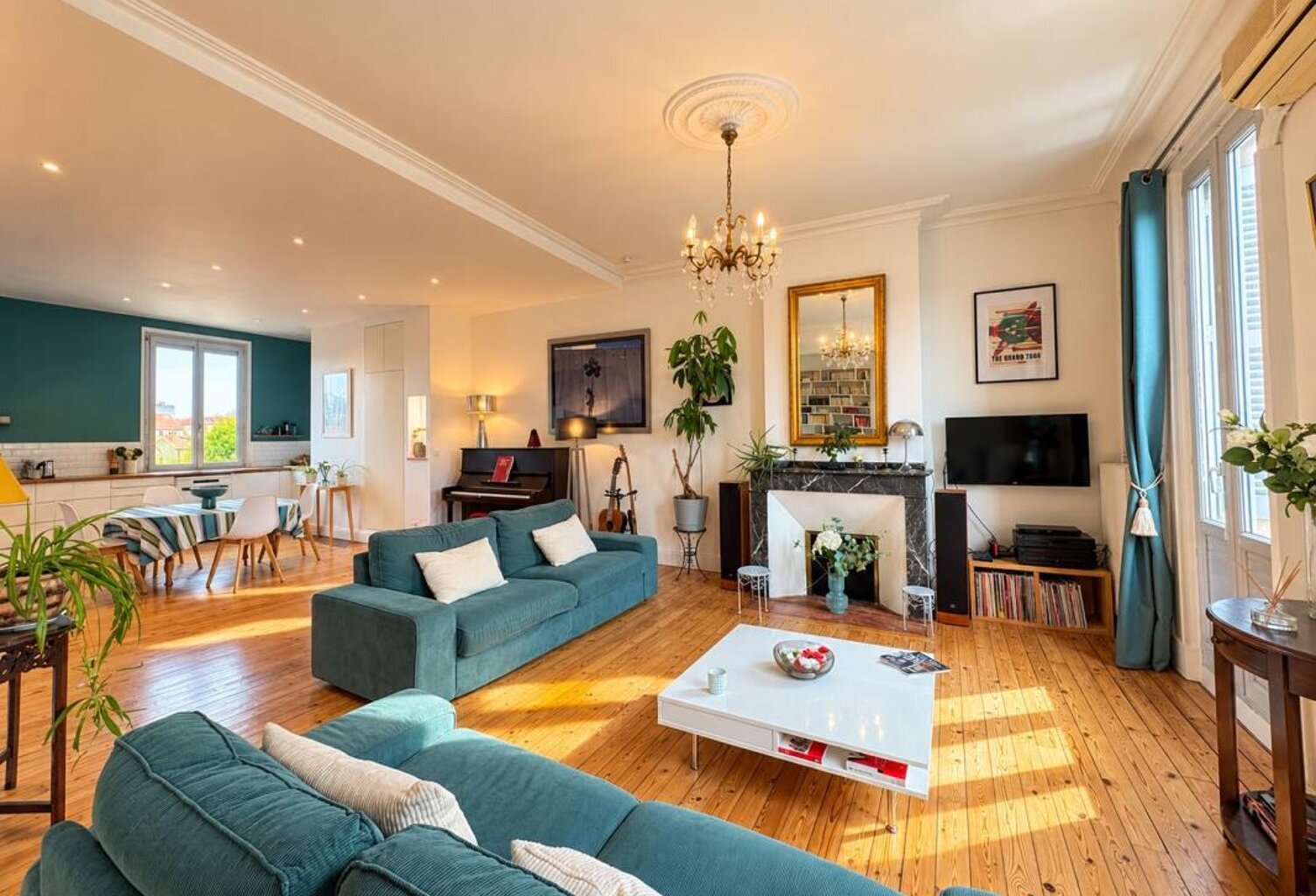 Toulouse Minimes Canal du Midi, appartement type 186 m² au sol, rénové, dernier étage, vue dégagée — photo 1