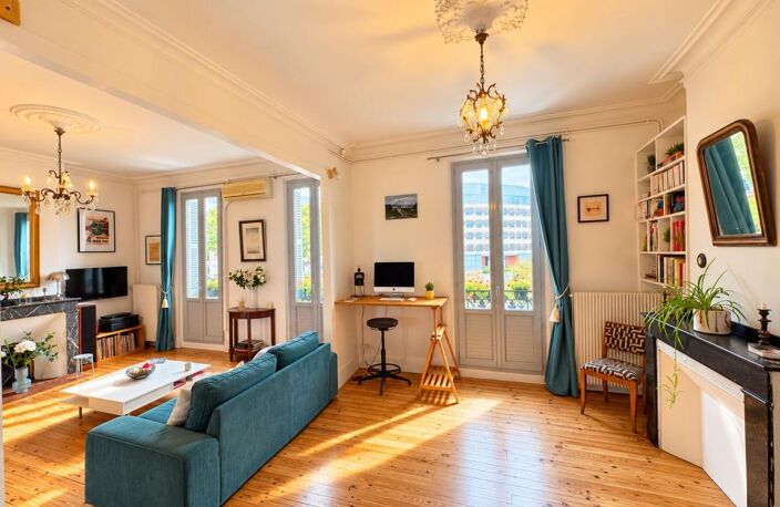 Toulouse Minimes Canal du Midi, appartement type 186 m² au sol, rénové, dernier étage, vue dégagée — photo 5