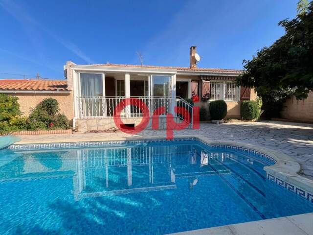 À VENDRE – MAISON FAMILIALE DE PLAIN-PIED AVEC PISCINE A GARDANNE — photo du bien
