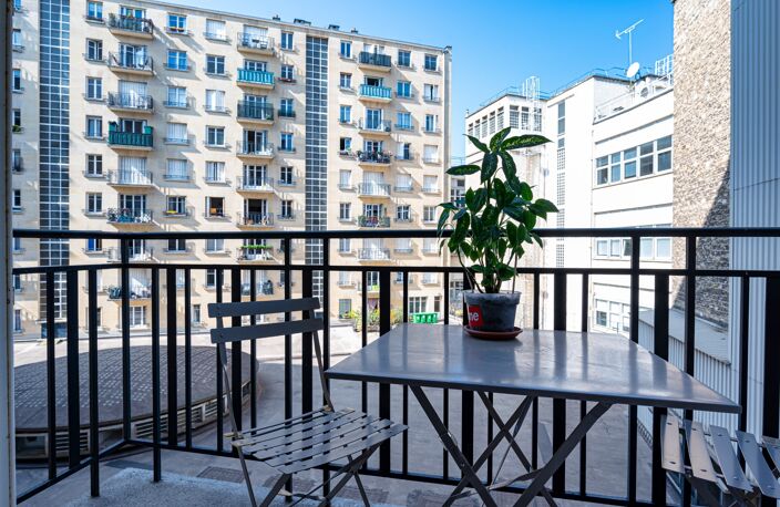 Dpt Paris (75), à vendre PARIS 16EME ARRONDISSEMENT appartement T3 — photo 5