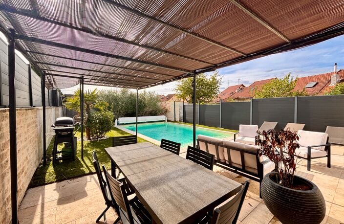 Maison 126 m² - 3 chambres - Piscine - CHALON SUR SAONE (71100) — photo 4