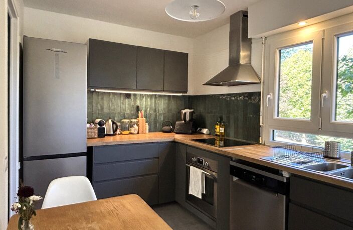 Appartement T4 de 83 m² – OULLINS CENTRE VILLE (69) — photo 3