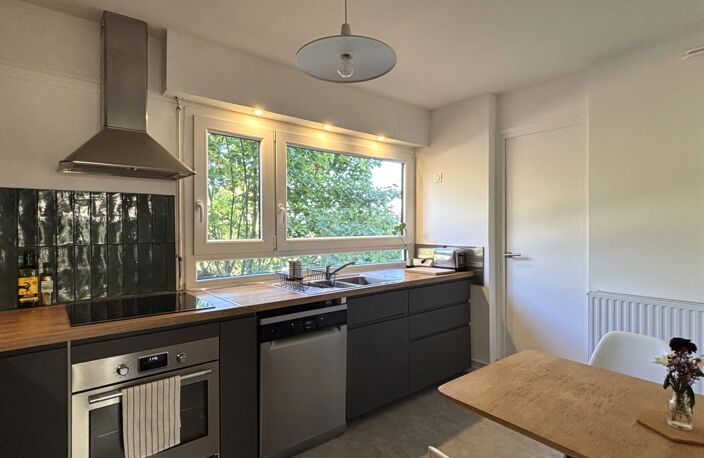 Appartement T4 de 83 m² – OULLINS CENTRE VILLE (69) — photo 4