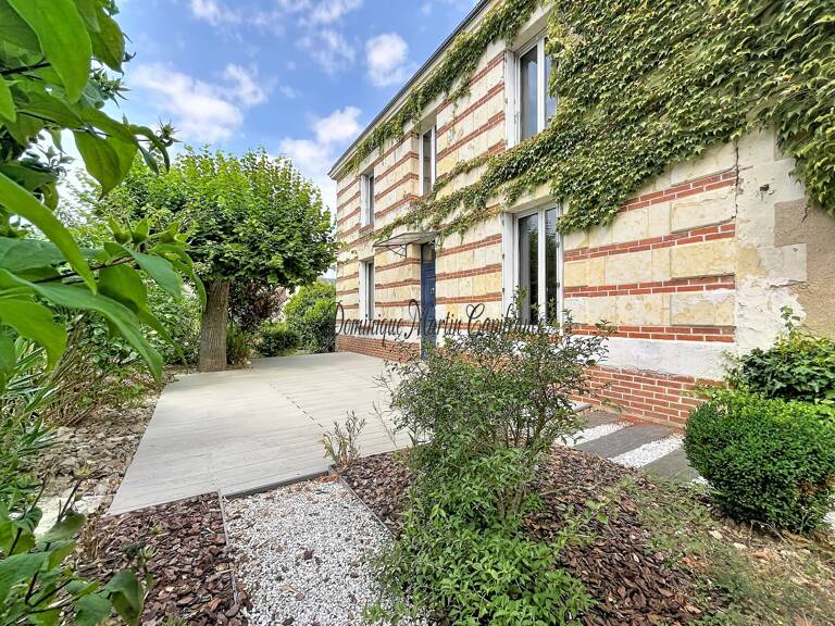 PONCÉ-SUR-LE-LOIR (72340)– 4 CHAMBRES, ESPACE INDÉPENDANT, GARAGE ET DÉPENDANCE- JARDIN – PRÊTE À VIVRE — photo 1