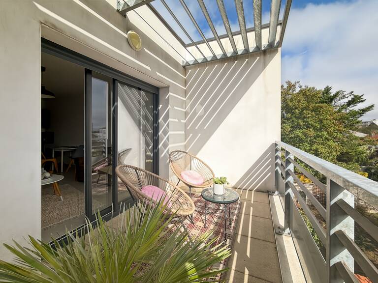 T2 dernier avec terrasse dernier étage  - Box — photo 1