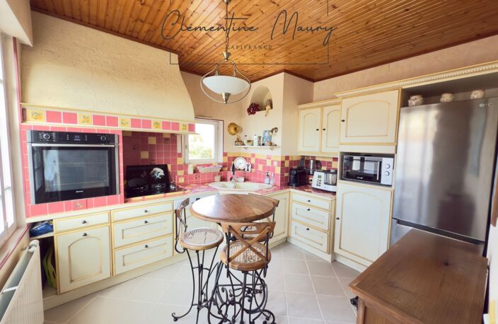 Maison familiale à vendre 108m2, 6 pièces VENDOME (41) — photo 5
