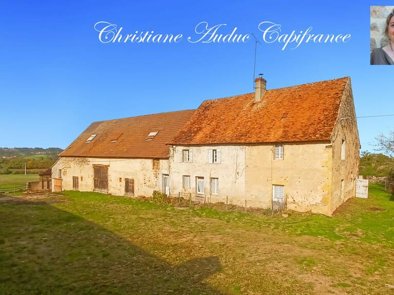 Charolles Proche Ancien corps de ferme sur 1.5 Ha de terrain — photo 1