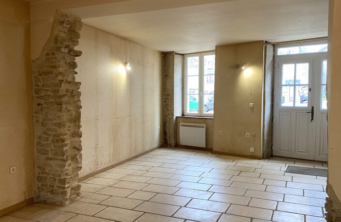 Charmante maison de village en pierre avec grange indépendante-2 chambres- L'ISLE SUR SEREIN (89) — photo 2
