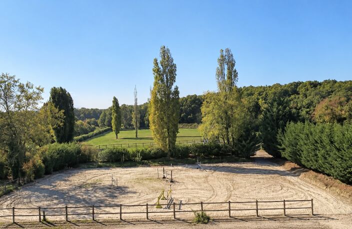 À vendre – Propriété avec maison, installations équestres et piscine à Massongy (74) — photo 3