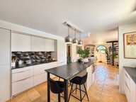 À vendre – Propriété avec maison, installations équestres et piscine à Massongy (74) — photo 4