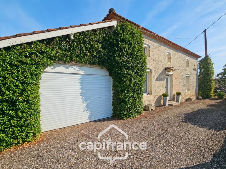 Maison en pierre, 4 chambres, garage, jardin piscine et puits — photo 1
