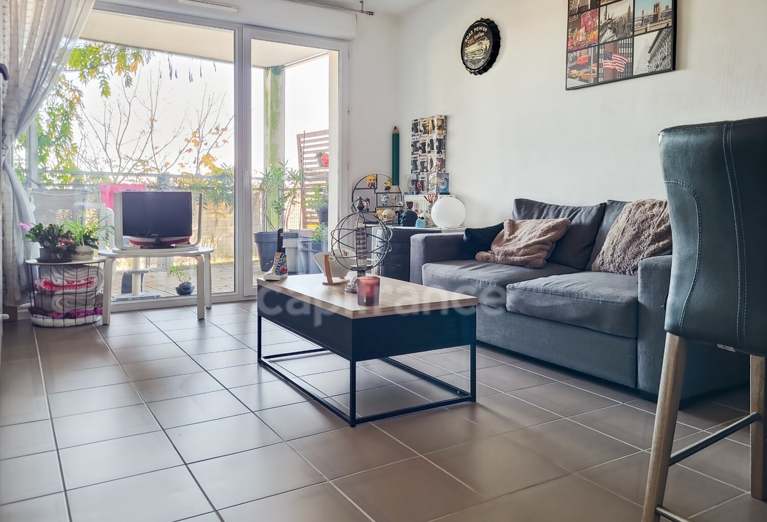 Appartement T2 avec grand balcon et garage — photo 1