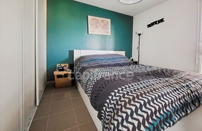 Appartement T2 avec grand balcon et garage — photo 5