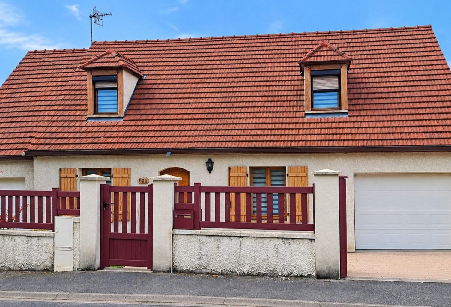 Maison à vendre 7 pièces COURMELLES (02) — photo 1