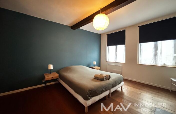 SAINT-OMER - CHARMANTE MAISON MEUBLEE DE 105m² - 3 CHAMBRES ET UNE COURETTE — photo 4