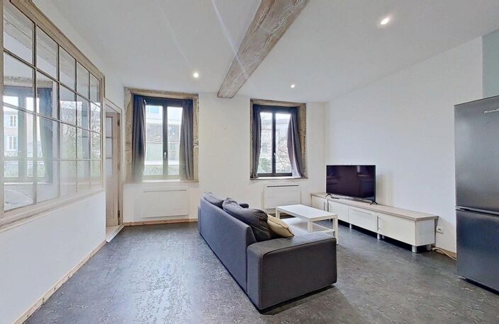 5 rue des Fossés de Trion Lyon 69005 - T2 Meublé - 890 €CC — photo 3