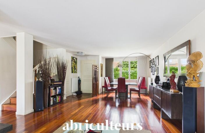 Maison familiale de 156 m² avec jardin et terrasse aux Coteaux à Argenteuil (95100) — photo 5