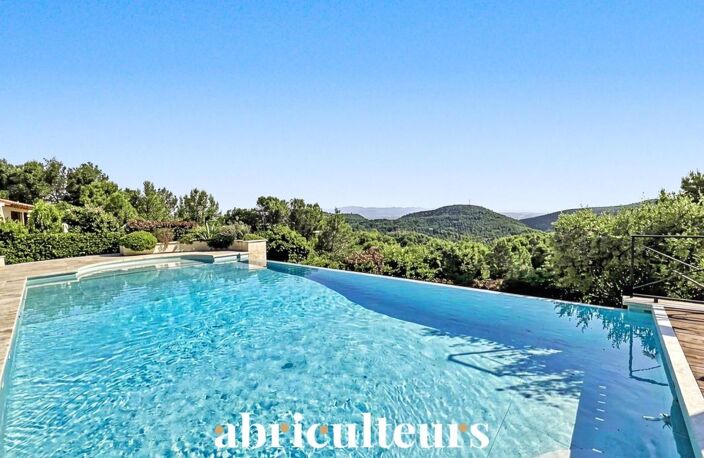 Splendide villa de 296 m² avec piscine, sauna, spa, terrain de 1,2 ha et vue exceptionnelle à Rognes (13840) — photo 3