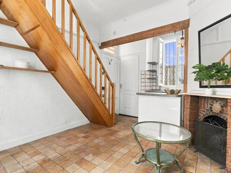 Maison de 2 pièces de 28 m² situé à Paris — photo 1