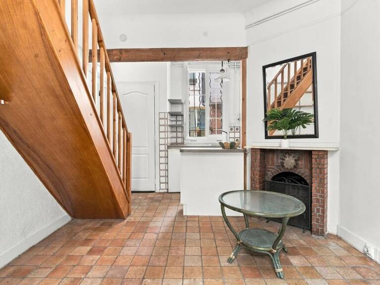 Maison de 2 pièces de 28 m² situé à Paris — photo 1