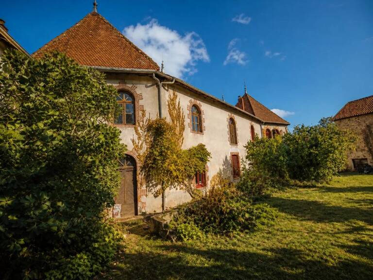 Maison de 5 pièces de 237 m² à Condat-sur-Vienne — photo 1