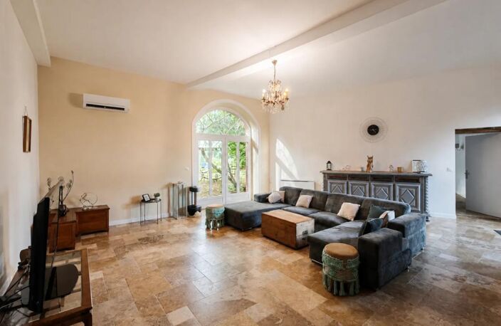 Maison de 5 pièces de 237 m² à Condat-sur-Vienne — photo 3