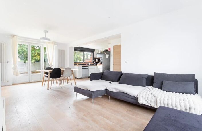 Maison de 4 pièces de 83 m² à Lambersart avec jardin et garage — photo 4