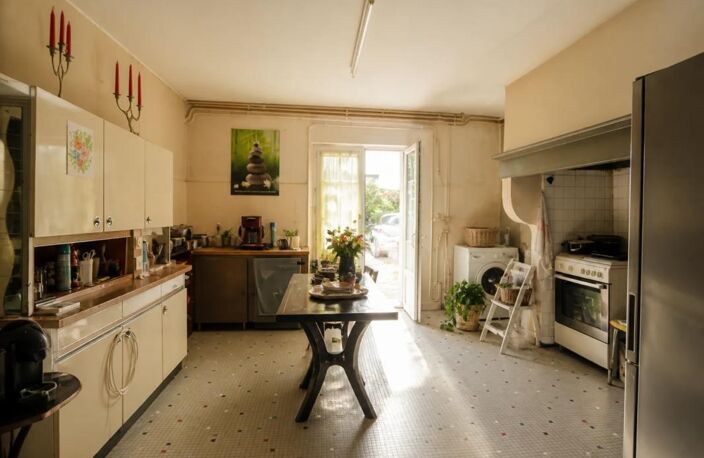 Immeuble de 4 appartements de 171 m² à Orthez — photo 2