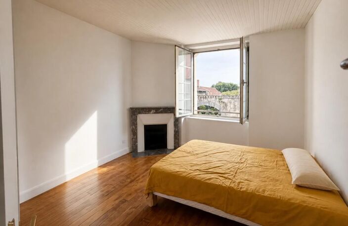 Immeuble de 4 appartements de 171 m² à Orthez — photo 4