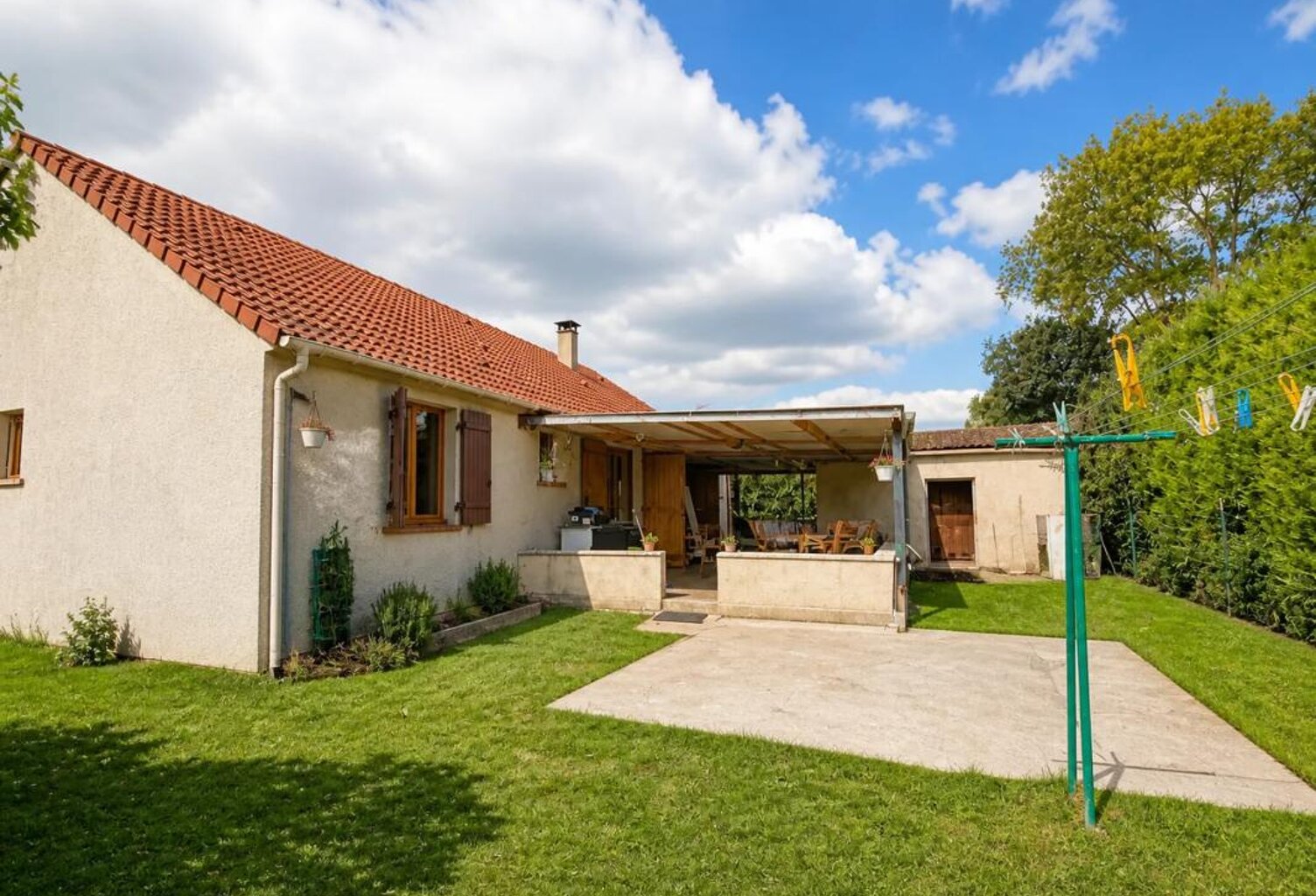 Maison de 5 pièces de 93 m² à Issoudun — photo 1