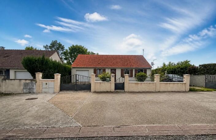 Maison de 5 pièces de 93 m² à Issoudun — photo 2