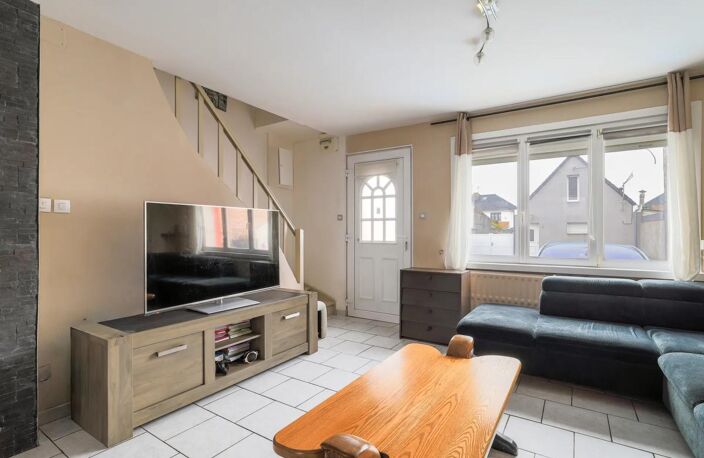 Maison de 4 pièces de 100 m² à Petite-Forêt — photo 2
