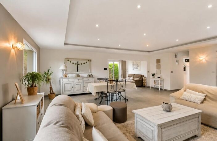 Magnifique propriété de 288 m2 - Chazay d'Azergues — photo 3