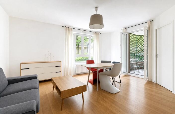 PARIS XVIII (Anvers) - Appartement 57,51 m2 + terrasse — photo 2